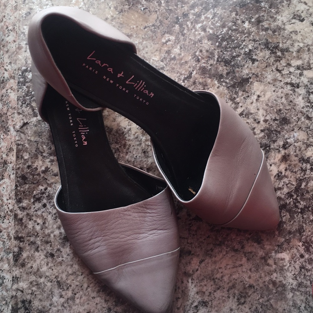 Cool grey flats✔️